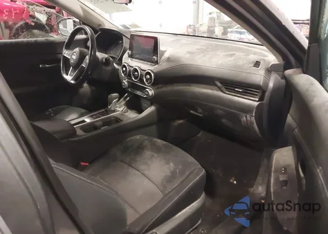 2021 Nissan Sentra Sv Xtronic Cvt z USA, uszkodzony, nr VIN 3N1AB8CV1MY249832